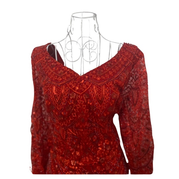 Detailed Red Mermaid Dress with Feather Sleeve - Picture 4 of 5